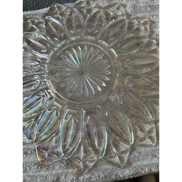 Federal Petal Clear Carnival Glass Circa 1960 Iridescent Salad Plate - Picture 10 of 11